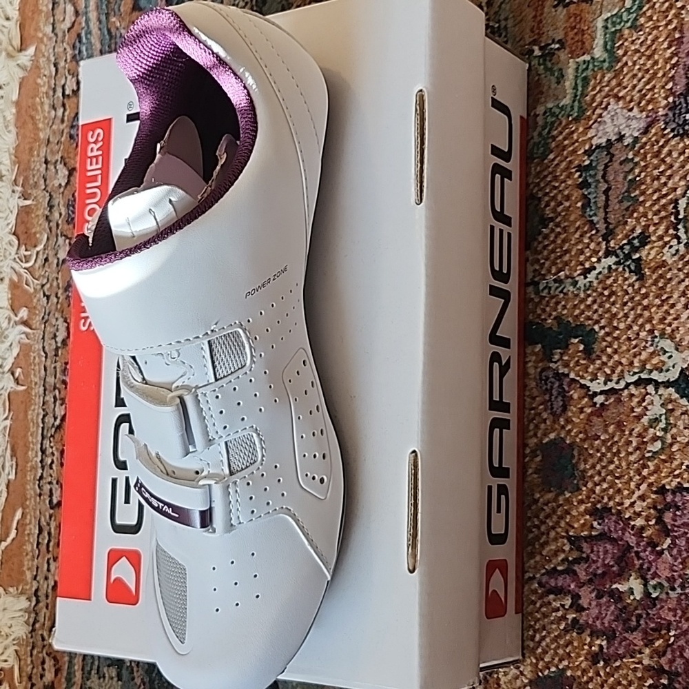 SPRING IS HERE!!   GARNEAU W Cycling II SHOES SIZE 43/US 11.5